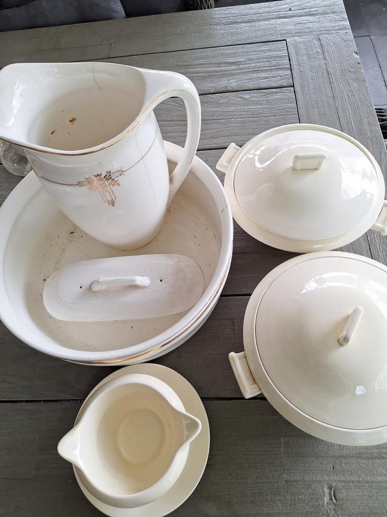 Diverse items Societe Ceramique Maestricht, Ophalen