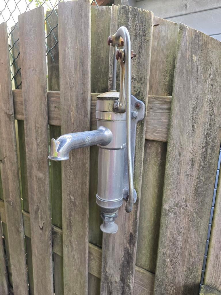 Decoratieve handwaterpomp voor tuin of vijver, Tuin en Terras, Waterpompen, Ophalen of Verzenden