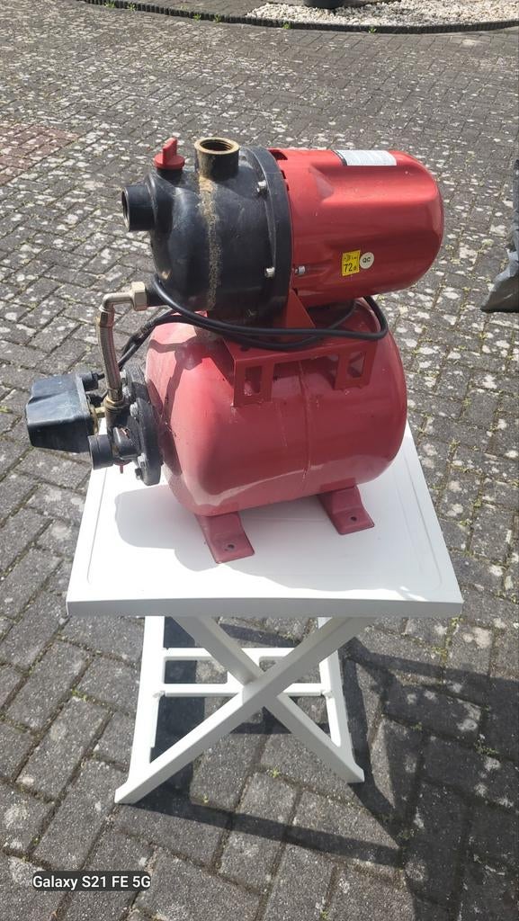 Te koop Hydrofoor Beregenings pomp in Groenlo, Tuin en Terras, Waterpompen, Ophalen, Gebruikt