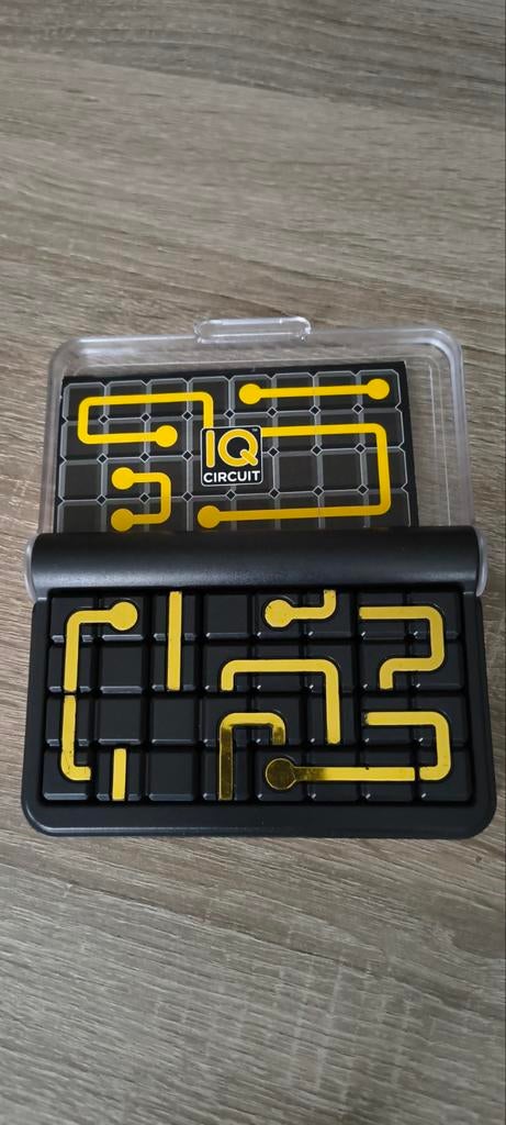 Smart Games iq circuit, Kinderen en Baby's, Speelgoed | Educatief en Creatief, Ophalen of Verzenden, Zo goed als nieuw, Puzzelen