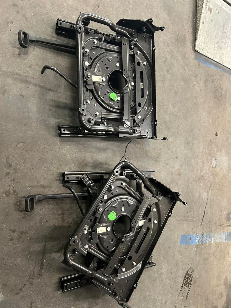 Vw transporter t5 t6 stoelframes draaibaar camper, Ophalen, Gebruikt, Volkswagen