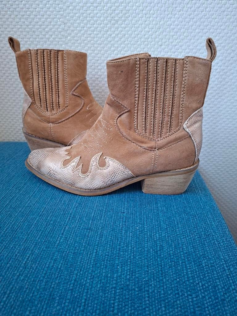 nette laarsjes, Kleding | Dames, Schoenen, Ophalen of Verzenden, Zo goed als nieuw, Bruin