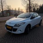 Renault Mégane 2.0 automaat 2011, Auto's, Zwart, 4 cilinders, Wit, Particulier