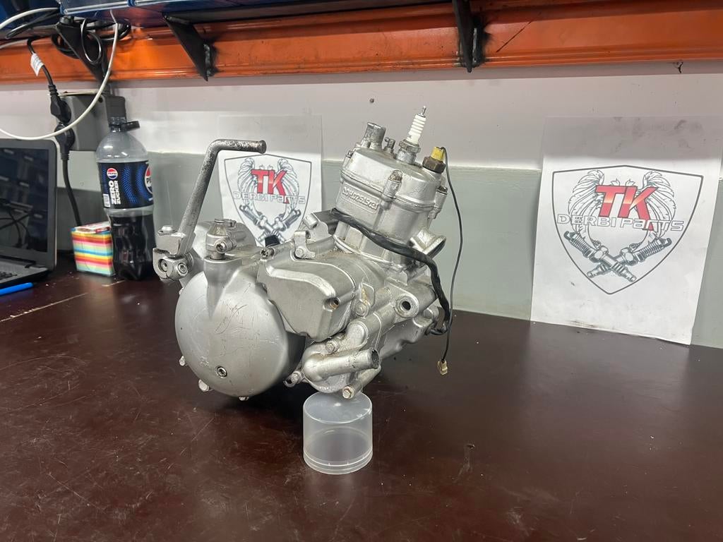 Derbi nt euro 3 blok origineel, Gebruikt, Blok, Ophalen of Verzenden, Nvt