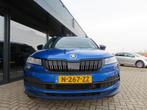 Skoda KAROQ 1.5 TSI Sportline Business Led Pano Trekhaak 202, Euro 6, 4 cilinders, Blauw, 19 km/l