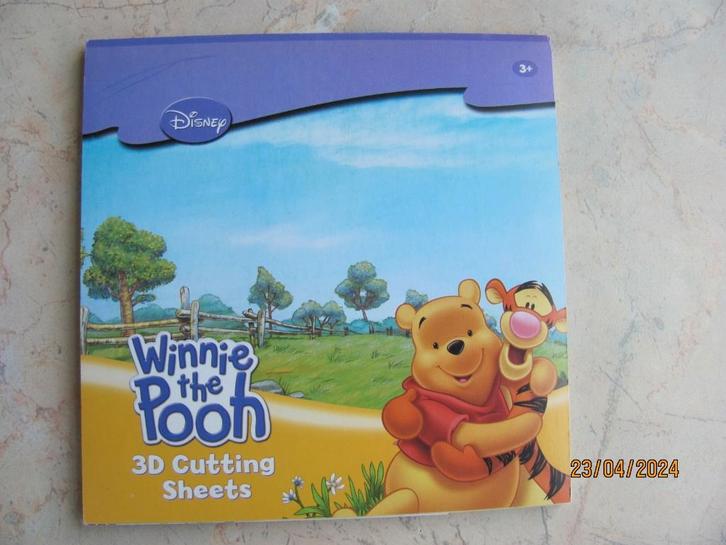 NIEUWSTAAT Winnie the POOH Poeh 3D Cutting sheets PAPER PACK, Hobby en Vrije tijd, Scrapbooking, Zo goed als nieuw, Papier of Karton