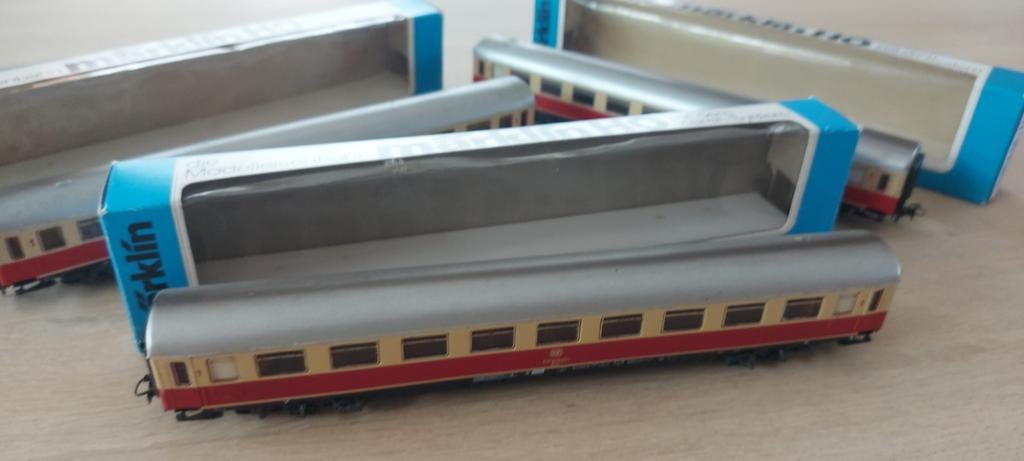 3 Märklin TEE 1kl  rtg'n + verl. artnr 4095 in ovp, Wisselstroom, Wagon, Ophalen of Verzenden, Zo goed als nieuw