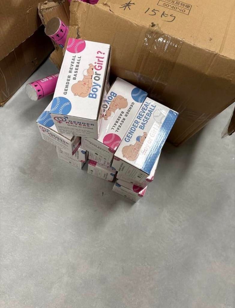 Partij gender reveal feestartikelen, Hobby en Vrije tijd, Feestartikelen, Bieslook 42, Ophalen, Info@jouwurn.nl, Nieuw