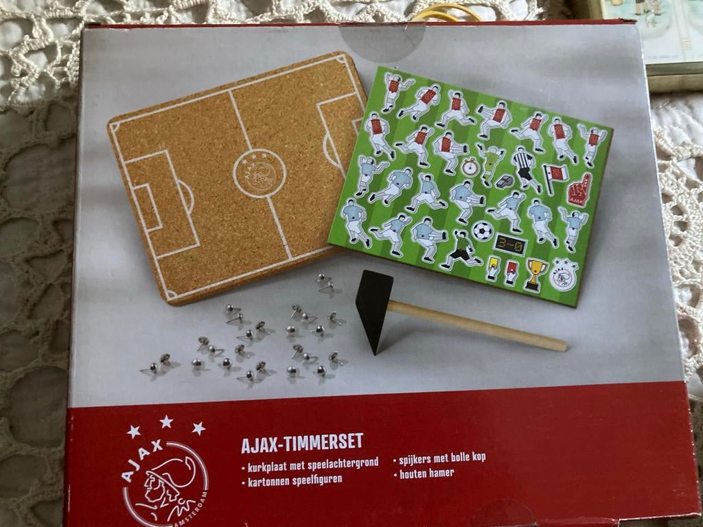 Ajax Timmerset - Knutselset voor voetbalfans, Ophalen of Verzenden, Zo goed als nieuw, Knutselwerk