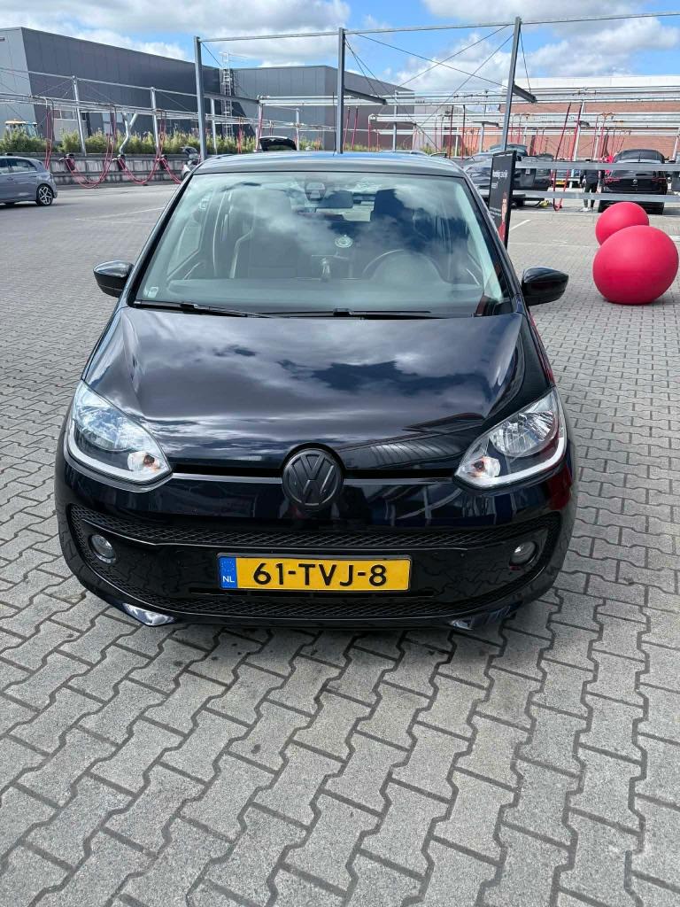 Volkswagen up! 1.0 44KW 2012 Zwart, Auto's, Voorwielaandrijving, Euro 5, Up!, 840 kg