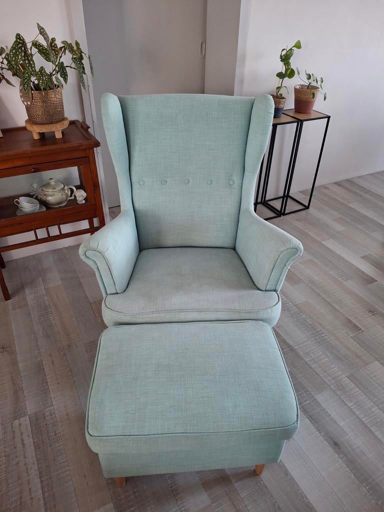 IKEA Strandmon set: oorfauteuil + hocker - lichtblauw/mint, Huis en Inrichting, Fauteuils, Ophalen, Zo goed als nieuw, 75 tot 100 cm