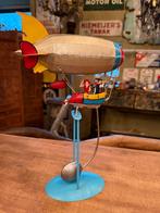 Prachtig balancerende zeppelin, Antiek en Kunst, Ophalen of Verzenden