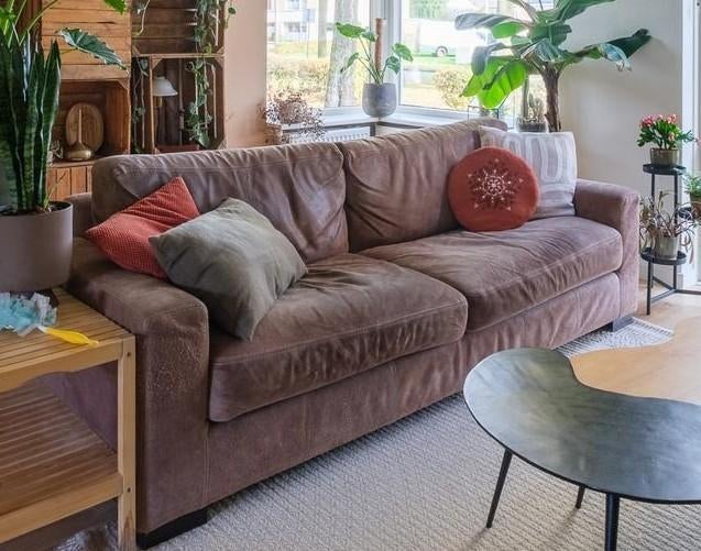 Comfortabele buffelleren bank, Huis en Inrichting, Banken | Bankstellen, Ophalen, Gebruikt, Landelijk, Vintage, Industrieel, Driepersoons