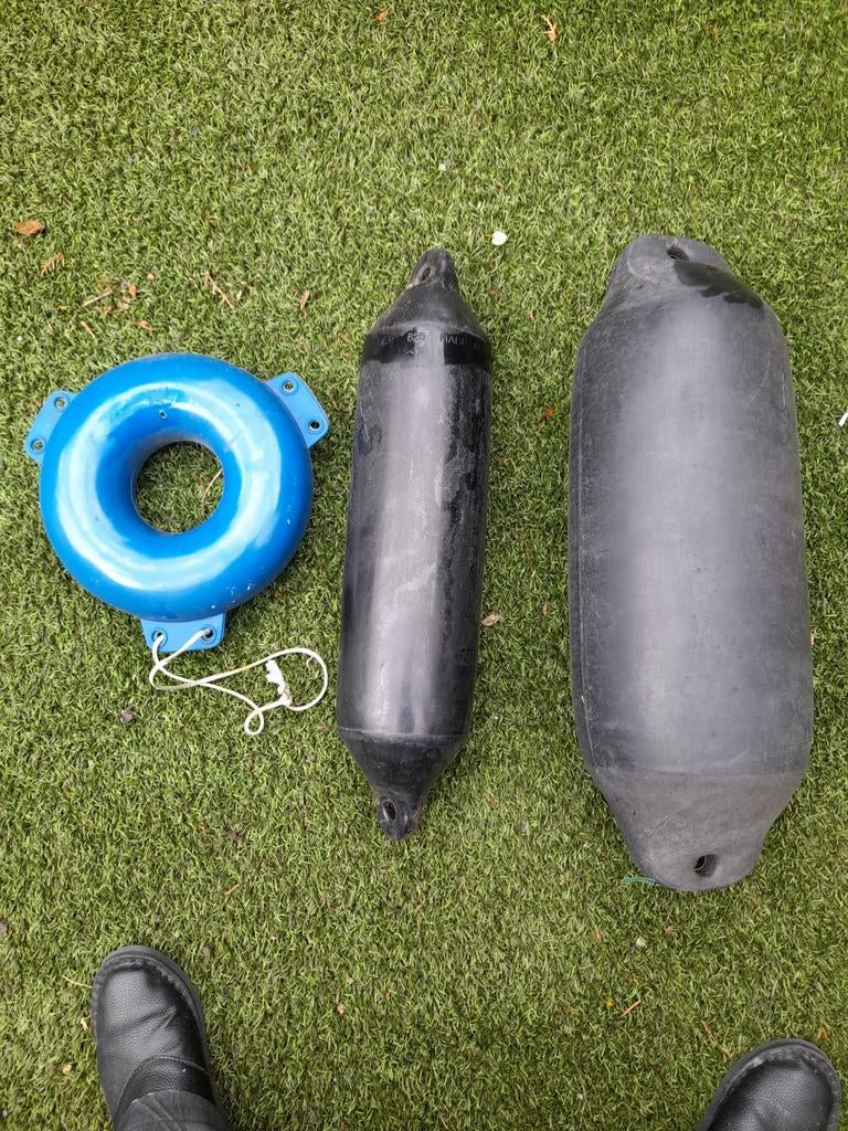 Stootwillen en boeien set voor boot, Watersport en Boten, Ophalen of Verzenden, Gebruikt, Overige typen