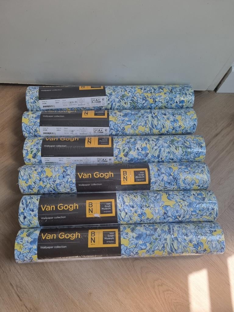 6 rollen behang Van Gogh Irissen nieuw, Ophalen of Verzenden, Minder dan 10 m²