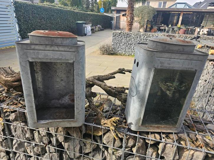 2 windlichten Riviera Maison, Huis en Inrichting, Woonaccessoires | Kandelaars en Kaarsen, Gebruikt, Kandelaar, 25 tot 50 cm, Metaal