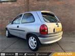 Opel Corsa 1.2i-16V Strada·Automaat·GEEN COMPRESSIE, Auto's, 450 kg, Gebruikt, 31 €/maand, Metallic lak