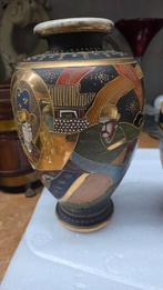 Antieke Japanse Satsuma Vazen met Gedetailleerde Scènes, Ophalen of Verzenden