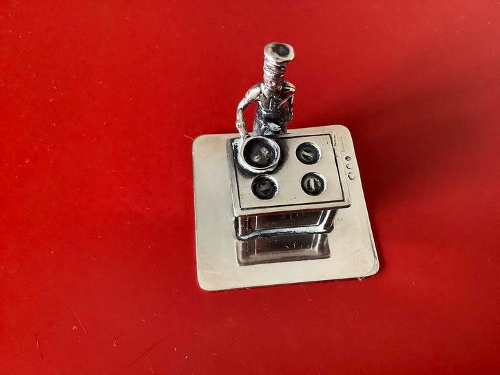 Zilveren miniatuur kok aan fornuis, Antiek en Kunst, Antiek | Overige Antiek, Ophalen of Verzenden