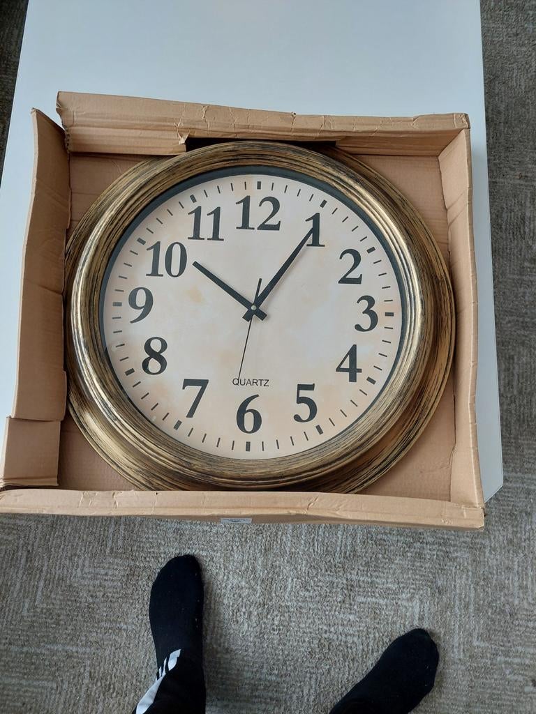 Gouden Wandklok - Quartz Uurwerk, Ophalen of Verzenden, Zo goed als nieuw, Analoog, Wandklok