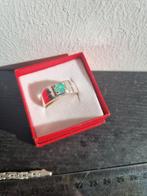 Zilver ring met echte smaragd 22 mmm, Ophalen of Verzenden, Zo goed als nieuw, 17 tot 18, Dame