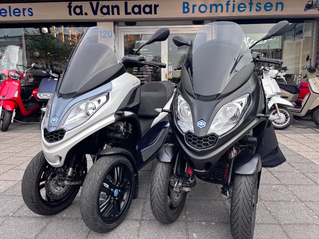 2x Piaggio MP3 300 HPE, Fietsen en Brommers, Ophalen, Gebruikt, Overige typen
