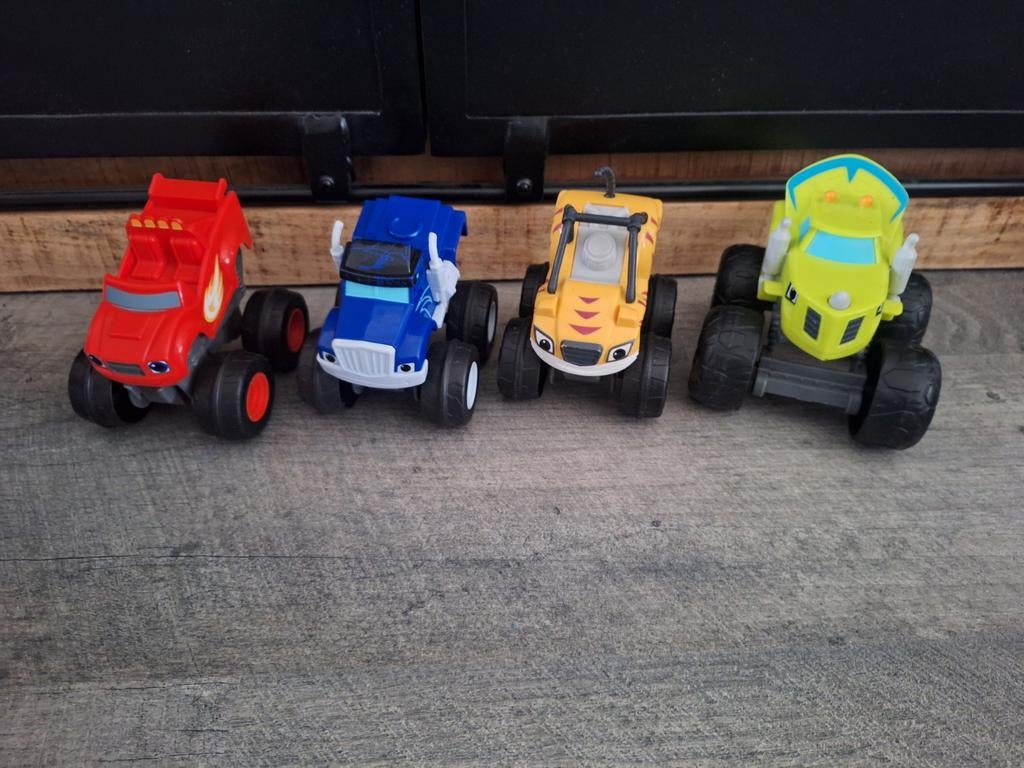 Blaze en de Monsterwielen speelgoedauto's set, Ophalen of Verzenden, Gebruikt