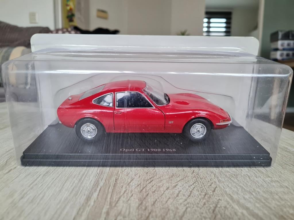 Opel GT 1900 1968 rood 1:24 ( Hachette / Atlas ), Ophalen of Verzenden, Nieuw, Auto, Overige merken