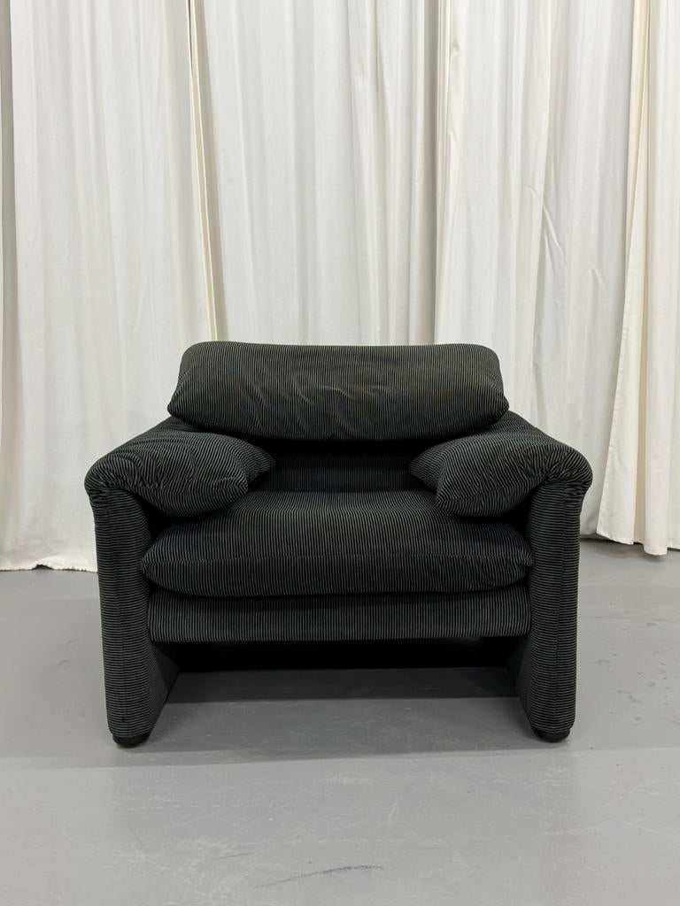Cassina maralunga fauteuil, Ophalen, Zo goed als nieuw, 75 tot 100 cm, 50 tot 75 cm