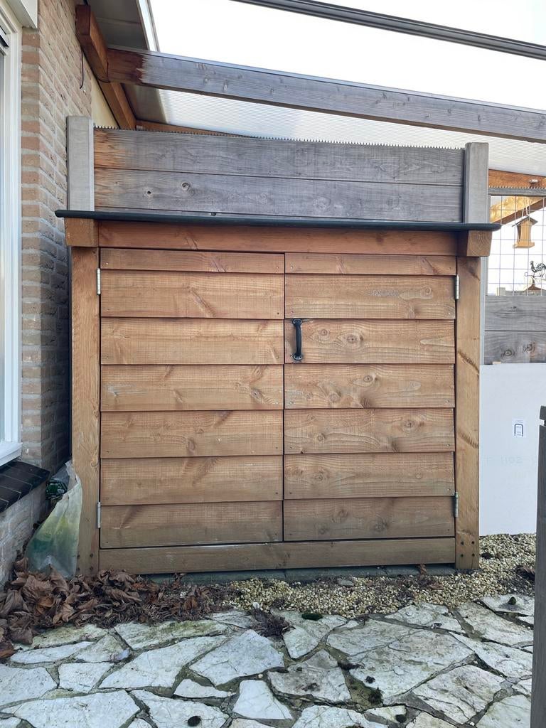 Douglas maatwerk buitenkast / tuinkast, Tuin en Terras, Bergingen en Tuinkasten, Zo goed als nieuw, Overige typen, Hout, Ophalen