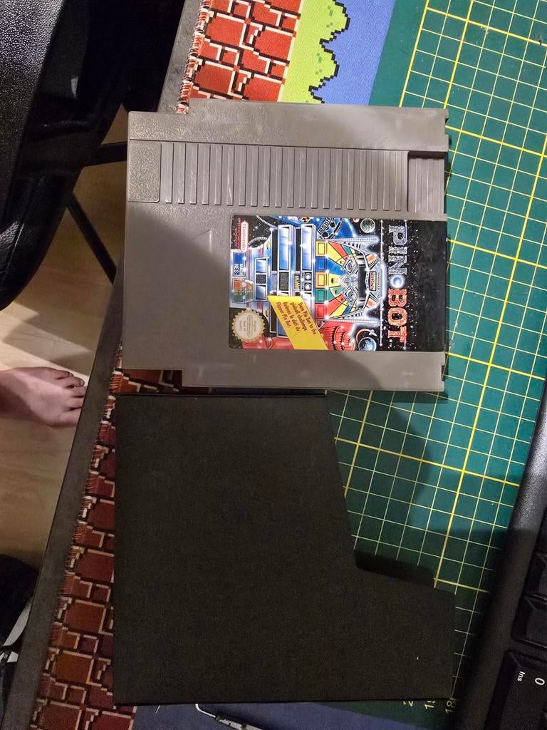 Pin-Bot NES, Verzenden, Overige genres, 1 speler, Zo goed als nieuw