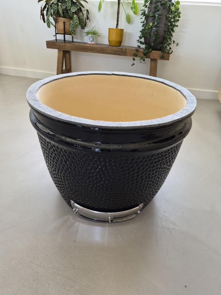 Grill Guru Large kamado bbq onderkant/base nieuw, Tuin en Terras, Houtskoolbarbecues, Nieuw, Ophalen of Verzenden
