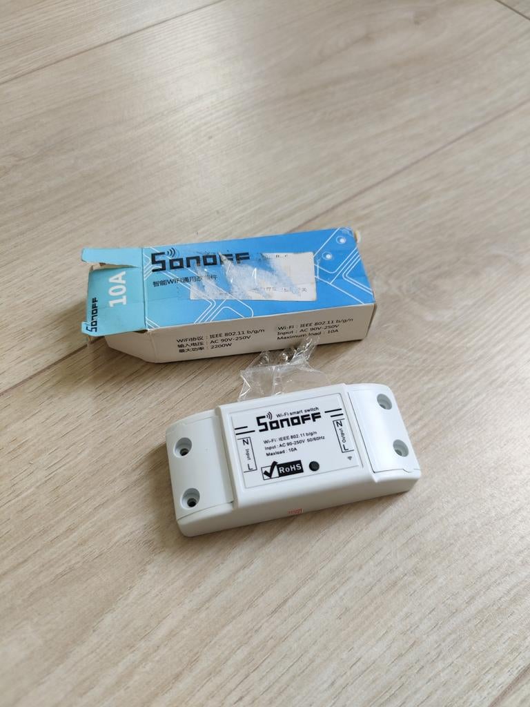 Sonoff Wi-Fi smart switch 10A, Ophalen of Verzenden