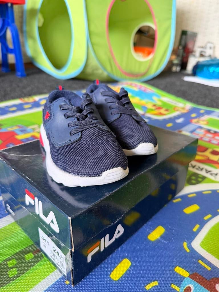 25 maat, Kinderen en Baby's, Kinderkleding | Schoenen en Sokken, Ophalen, Zo goed als nieuw, Jongen, Schoenen