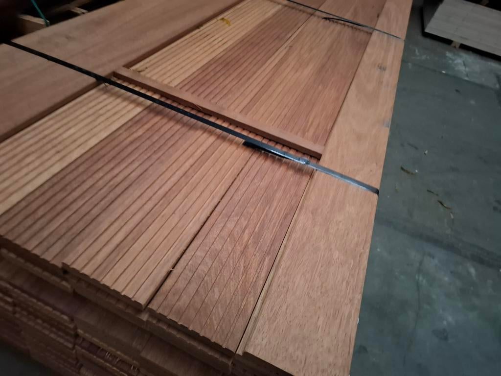 Hardhout vlonderplanken 245 cm bezorgen mogelijk, Ophalen, Nieuw, A, Hout