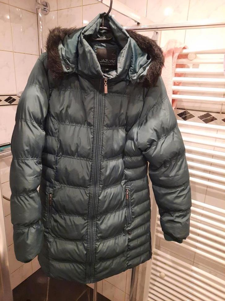 Donkergroene dames winterjas, maat 42, Kleding | Dames, Jassen | Winter, Ophalen of Verzenden