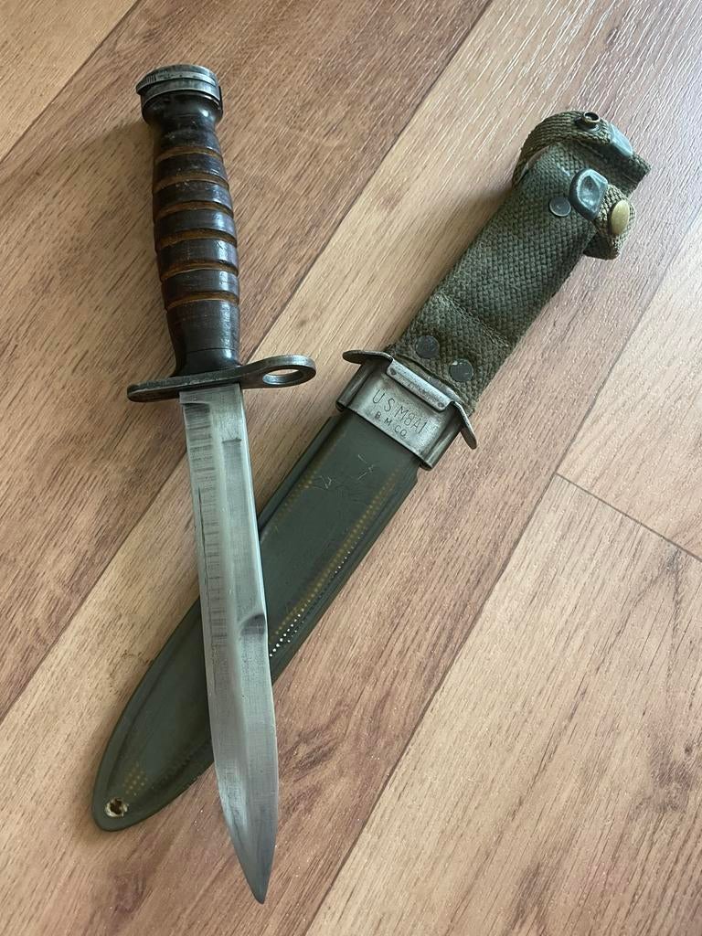 US WWII M4 Bayonet Flaming Bomb Camillus, Ophalen of Verzenden, Amerika, Mes of Dolk