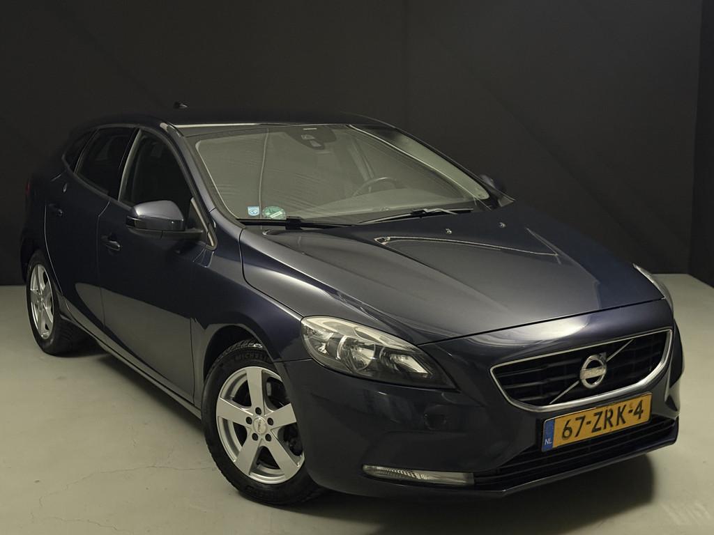 Volvo V40 1.6 T3 NAVI*6-BAK* (bj 2013), Auto's, Voorwielaandrijving, Gebruikt, 4 cilinders, 150 pk