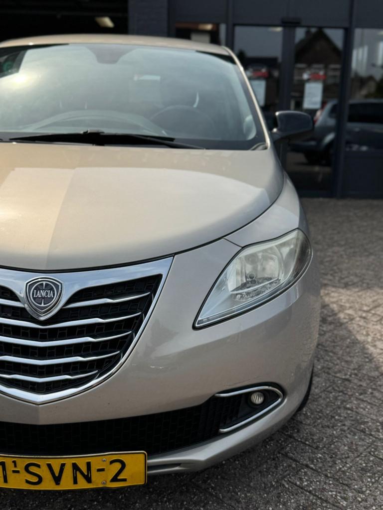 Lancia Ypsilon 0.9 TwinAir Silver Plus 5DRS|Airco, Auto's, Lancia, Voorwielaandrijving, Euro 5, 86 pk, Gebruikt