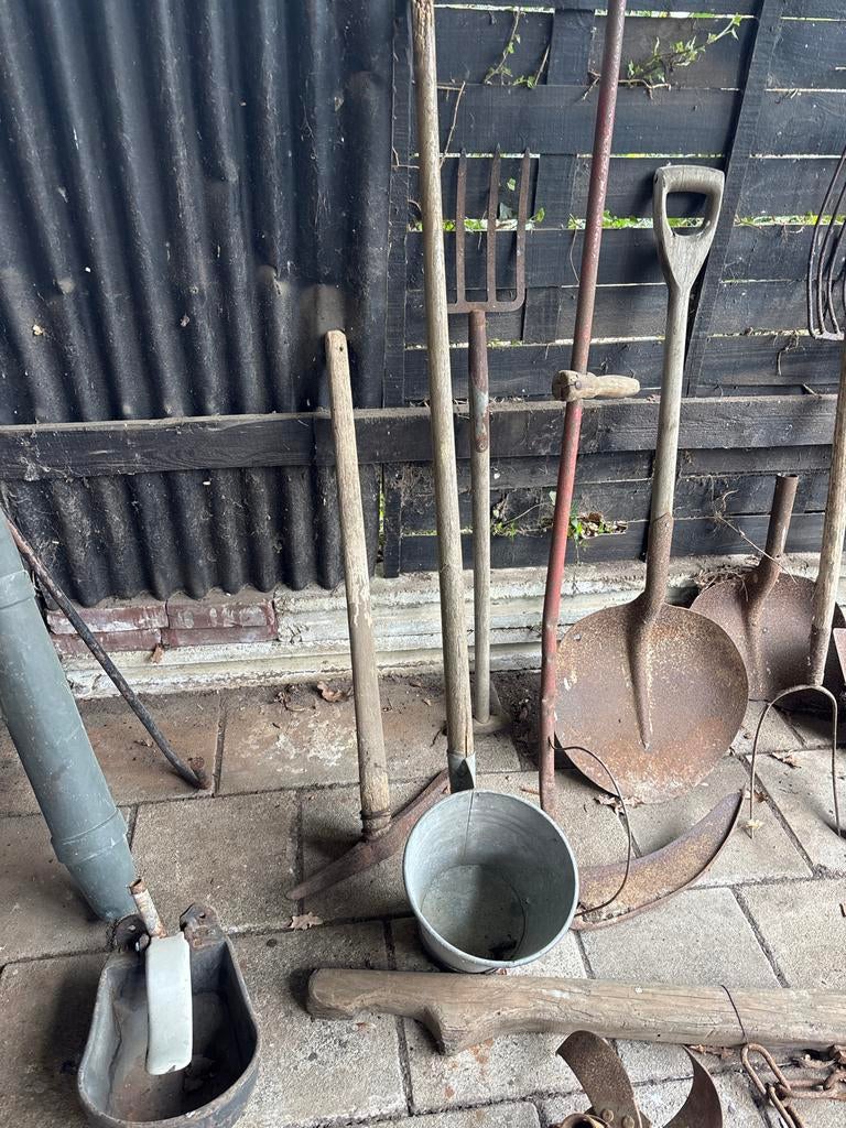 Diverse partij vintage tuingereedschap en ploegonderdelen, Antiek en Kunst, Ophalen