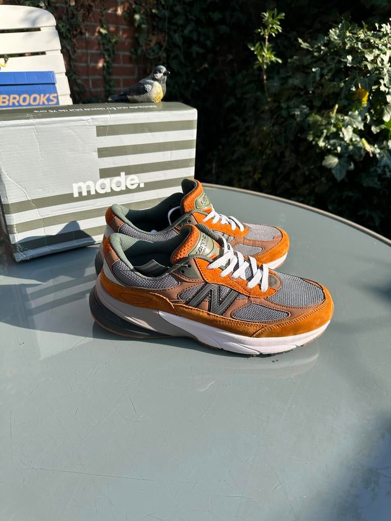 New Balance 990v6 x Carhartt WIP 'Sculpture Center' sneakers, Bruin, Nieuw, Ophalen of Verzenden, Sneakers of Gympen