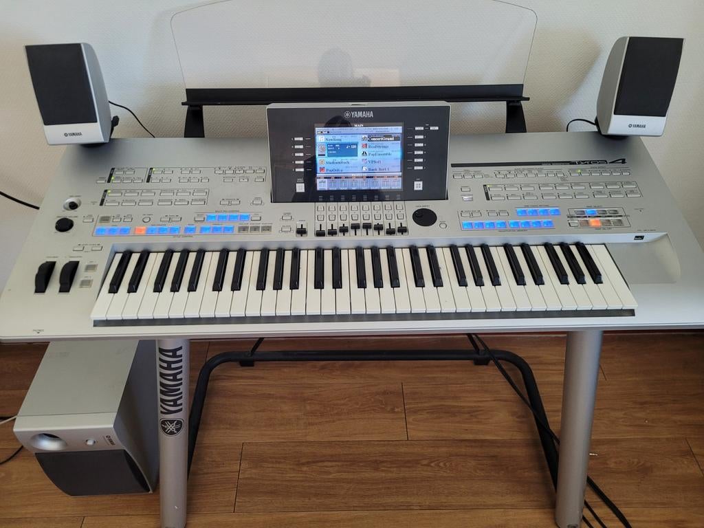 Keyboard Tyros 4 met bijbehoren, Ophalen, Zo goed als nieuw, 61 toetsen, Yamaha