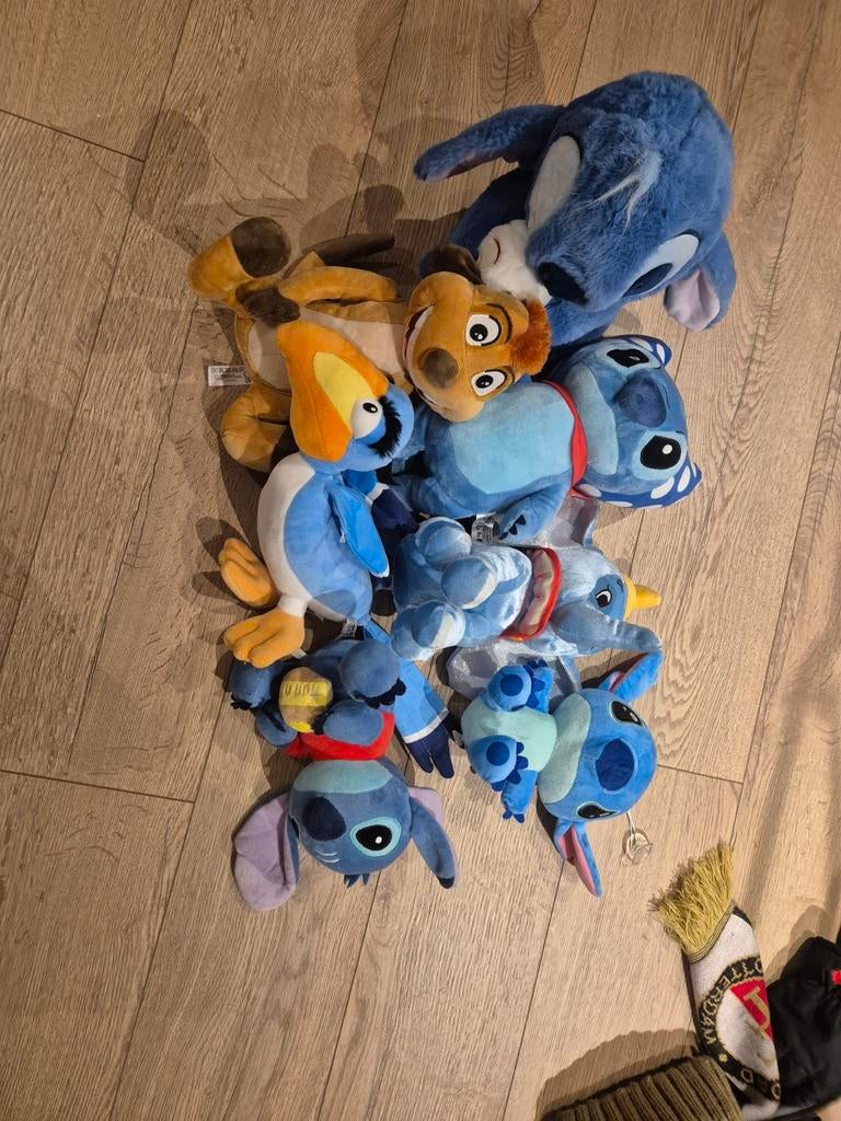 Leuke Disney knuffels, veel Stitch - Zo goed als nieuw, Verzamelen, Ophalen of Verzenden, Overige figuren, Zo goed als nieuw, Knuffel