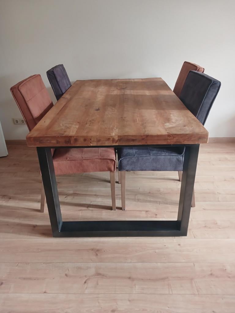 Eettafel mangohout, Huis en Inrichting, Complete eetkamers, Ophalen, Zo goed als nieuw, 4 tot 6 stoelen