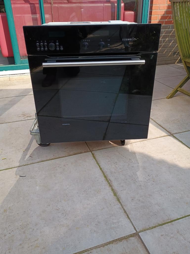 Nett en goedwerkende inbouw combimagnetron van Siemens, Witgoed en Apparatuur, Ophalen, Gebruikt, 45 tot 60 cm