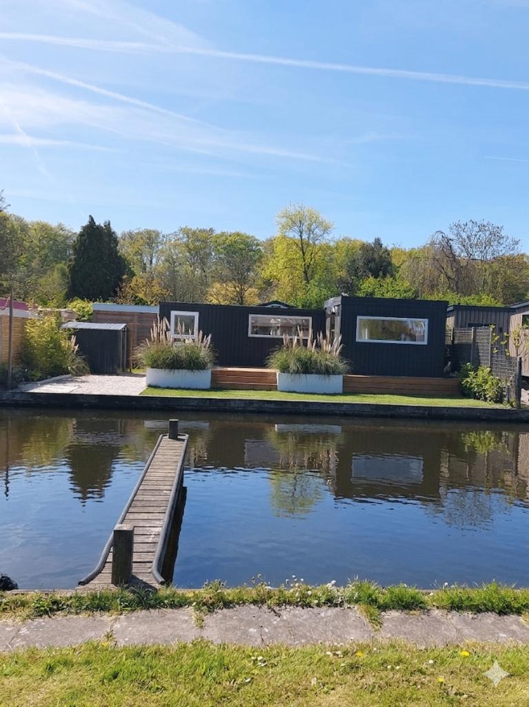 Stacaravan Warmond, Tot en met 6