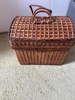 Leuke rieten mand voor opbergruimte, Ophalen, Gebruikt, Riet, Mand