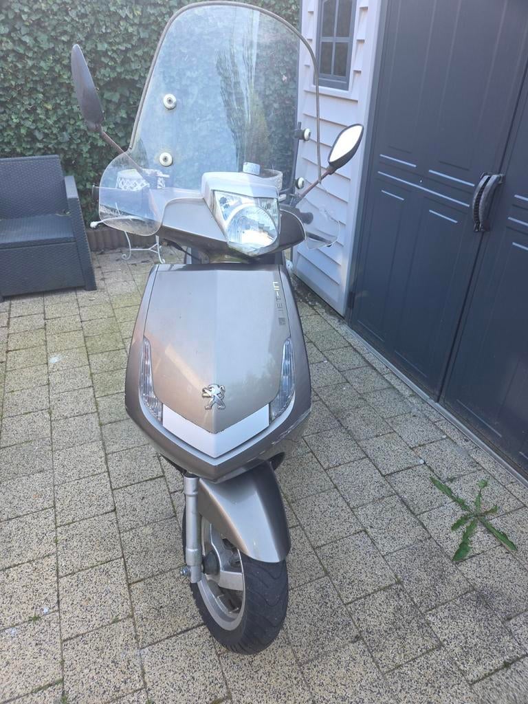 Snorscooter opknapper vivacity, Fietsen en Brommers, Ophalen, Gebruikt, Benzine, Vivacity