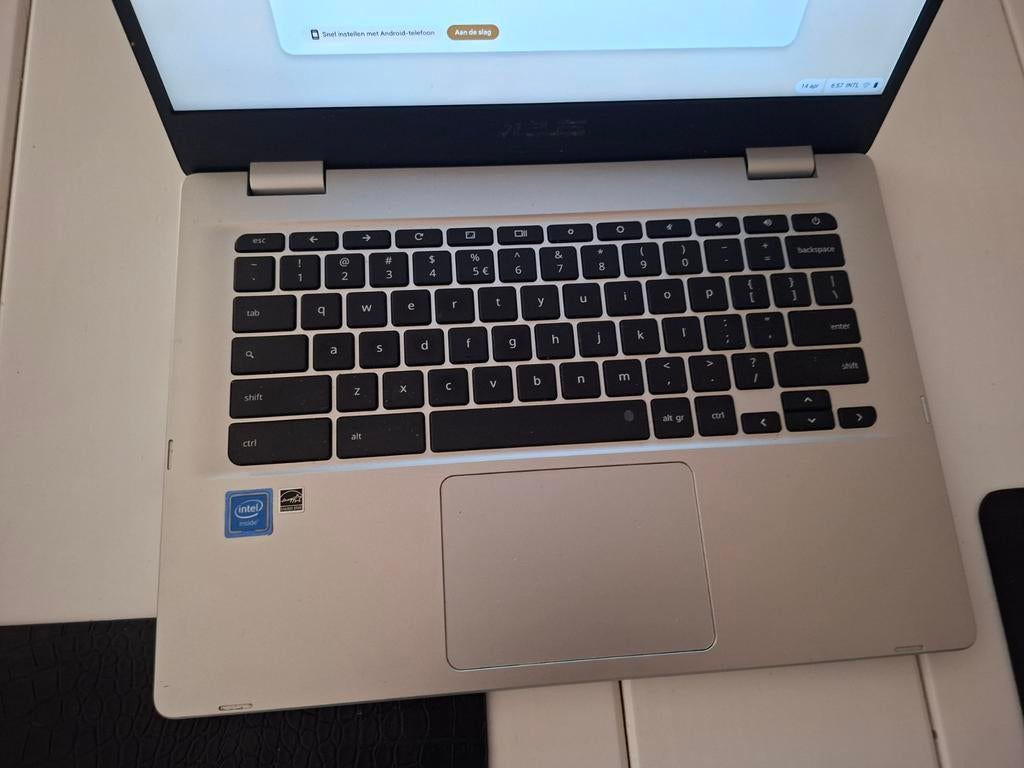 Amper gebruikte ASUS CHROMEBOOK C423NA-EB0350 14 inch, Ophalen, 14 inch, 4 GB of minder, Asus Chromebook