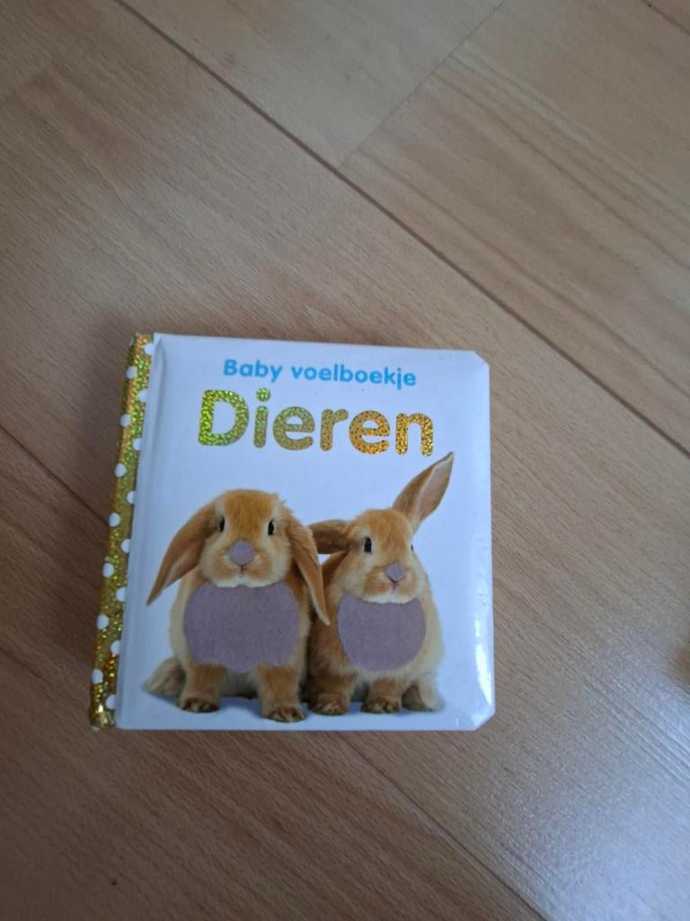Baby voelboekje Dieren - Zo goed als nieuw, Boeken, Kinderboeken | Baby's en Peuters, Ophalen of Verzenden, Zo goed als nieuw